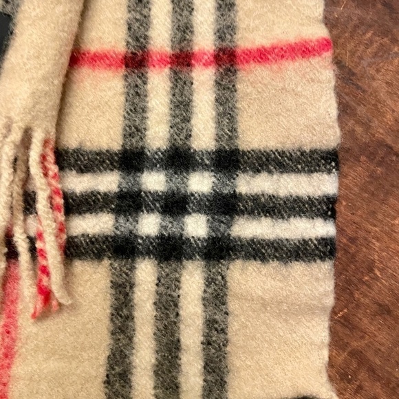 - Woolmark 100% wool scarf Vintage - Picture 4 of 4